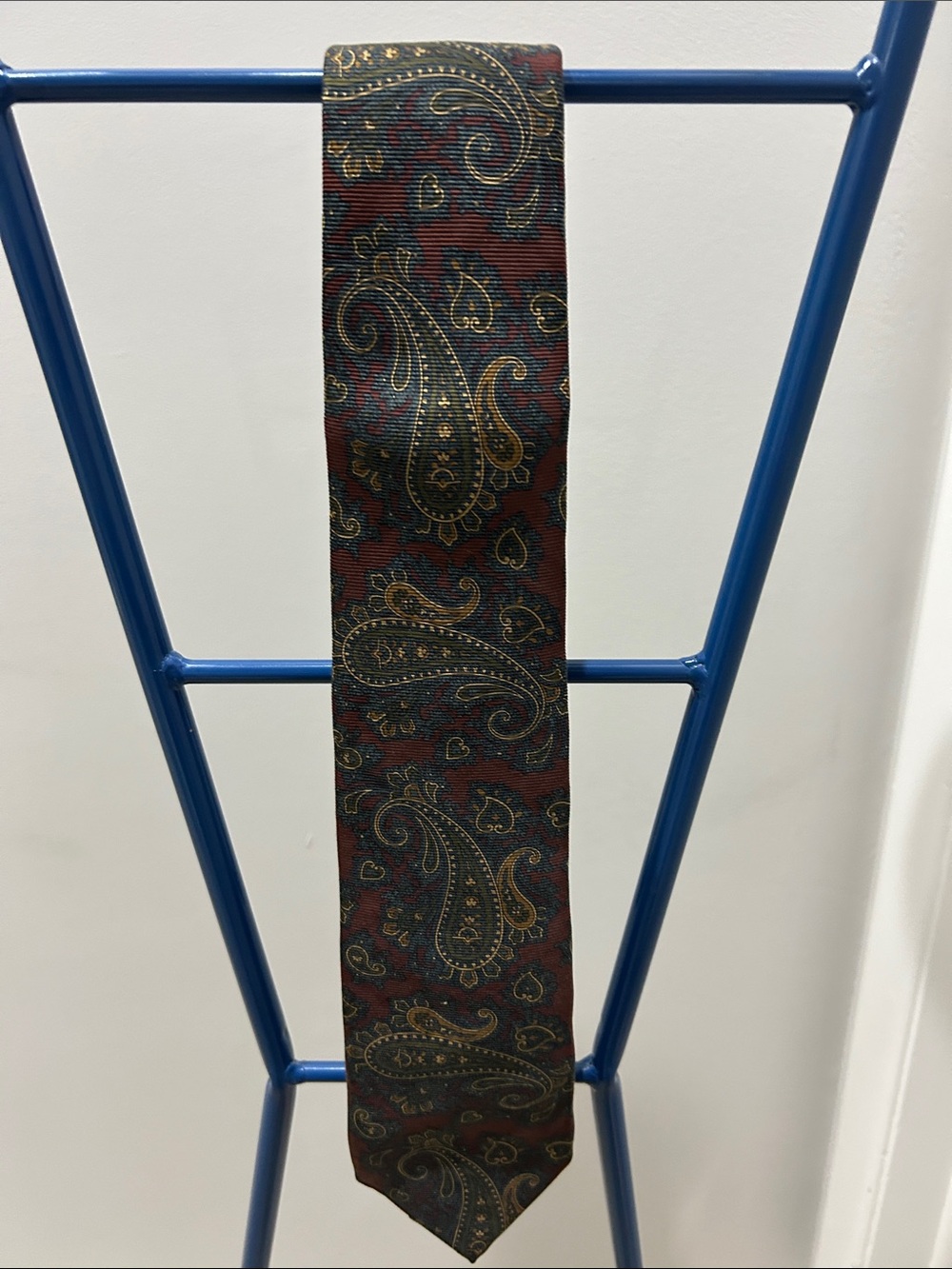 Brooks Brothers Classic Paisley Silk Tie in Deep Burgundy and Olive